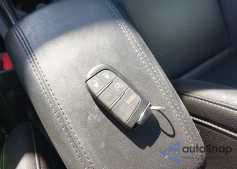 2024 Jeep Compass Limited 4X4 from USA, damaged, VIN 3C4NJDCN3RT601310